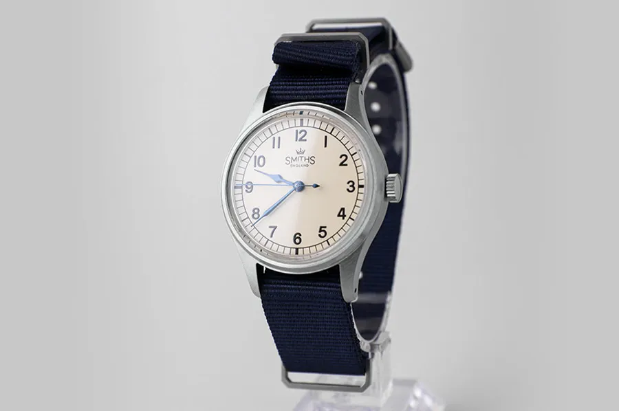 Timefactors Smiths Air Ministry PRS-29AM, vintage white dial with black numerals and blued hands, on navy NATO strap