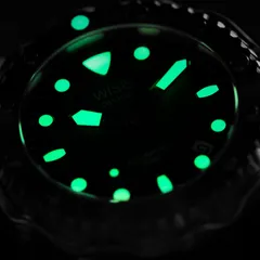 Wise Diving 300M Gen 2 DSX421 lume shot (green markers and hands)