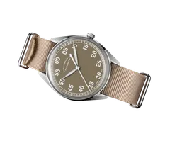 ELKA X15w-0901 on beige NATO strap