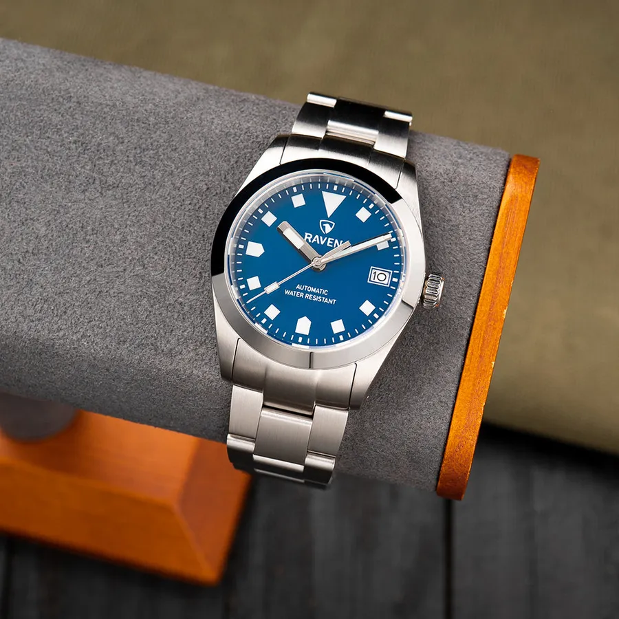 Raven 36mm Field, blue dial, on oyster bracelet