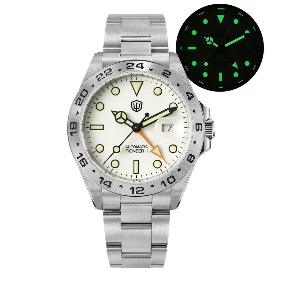Watchdives WD1993 GMT with cream dial and C3 lume on the steel bracelet, with lume shot