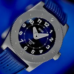Isotope HydriumX BSMH Blue, blue sunburst dial