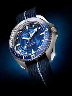 Jacques Bianchi OM200 on blue military-style strap with white stripe