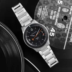 Oak & Oscar Humboldt GMT 2026 Chicago Edition on bracelet, angled