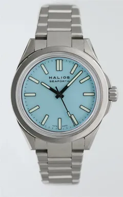 Halios Seaforth IV fixed bezel, Pastel Blue dial on titanium bracelet
