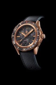 Zelos Swordfish 40mm Bronze Forged Carbon, forged carbon dial and bezel insert