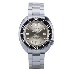Heimdallr Sharkey Mini Turtle with champagne "Sharkmaster" date dial on steel bracelet