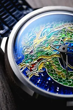 Feynman Coalesce Cloisonné, cloisonné enamel dragon dial, close-up
