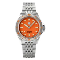 San Martin SN044-G with orange dial and grey bezel on the seven-link steel bracelet