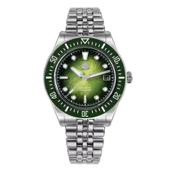 San Martin SN0148-G1 40mm with gradient green dial, green ceramic bezel and bar hands on five-link bracelet