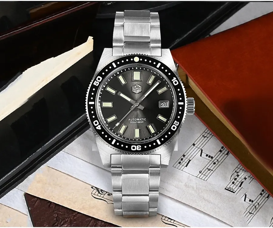 San Martin SN007-G-V4 with sunburst gun gray dial and date on steel bracelet