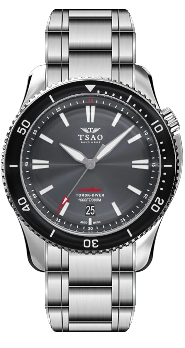 Tsao Baltimore Steel Torsk-Diver Harbor Grey on the steel bracelet