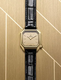 March LA.B Lady Mansart Golden Hour, 5-micron gold-plated case