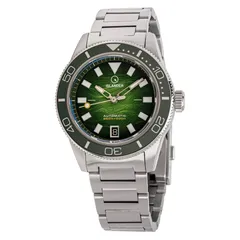 Islander Bayport with green wave dial