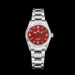 Thorn T003 with vintage red dial on the steel bracelet