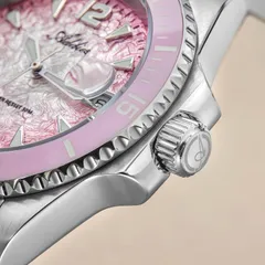 Addies AW25914 coin-edge bezel and signed push-in crown without crown guards