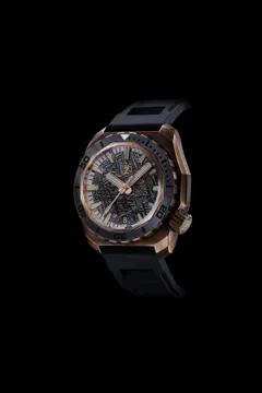 Zelos Hammerhead 1000m Diver in bronze, meteorite dial, black stealth ceramic bezel