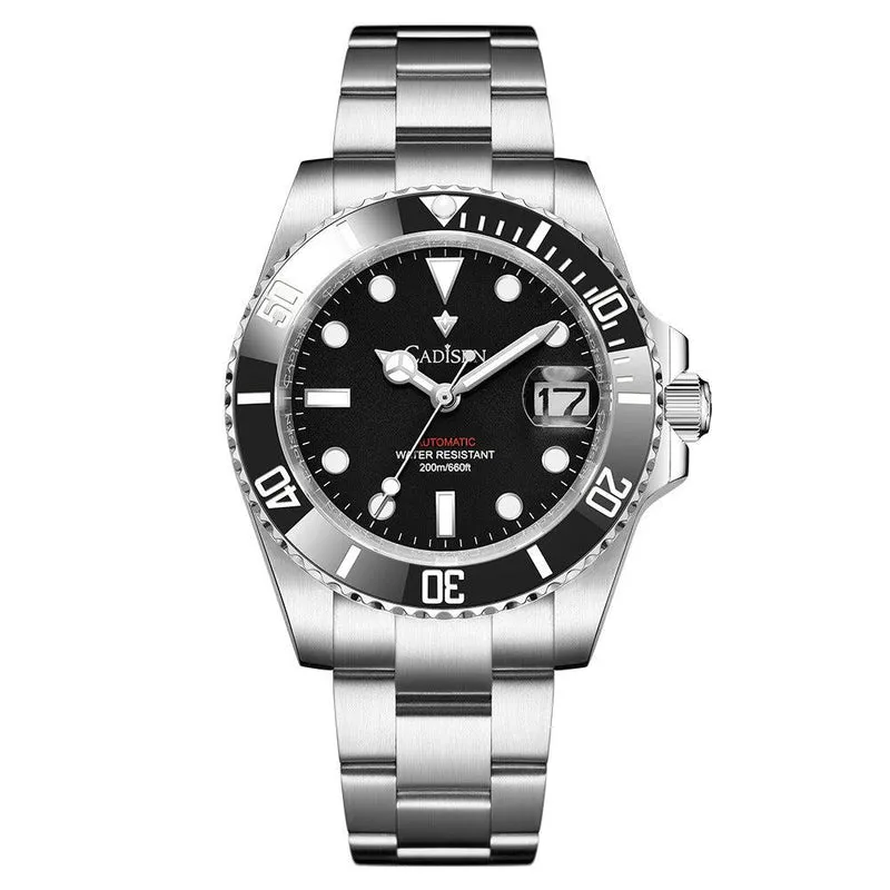Cadisen C8216 Submariner-style diver with black dial, black bezel and magnified date at 3 on an oyster-style bracelet