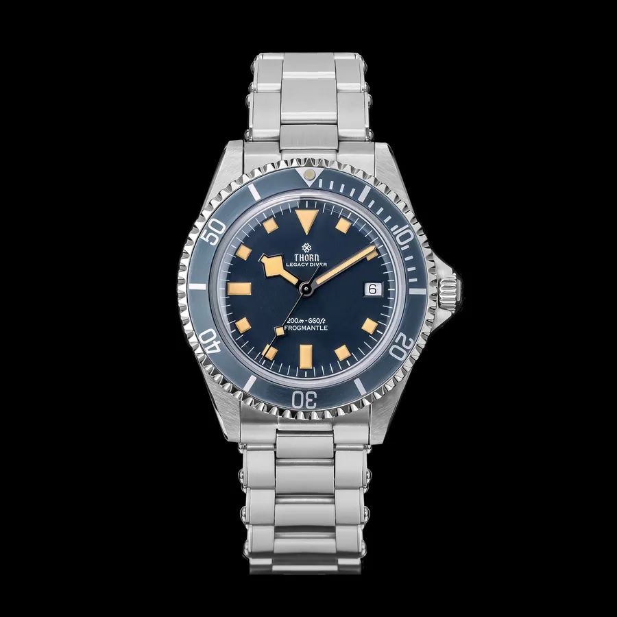 Thorn T023 V2.1 with blue dial, snowflake hands, date at 3 and blue bezel on the steel bracelet