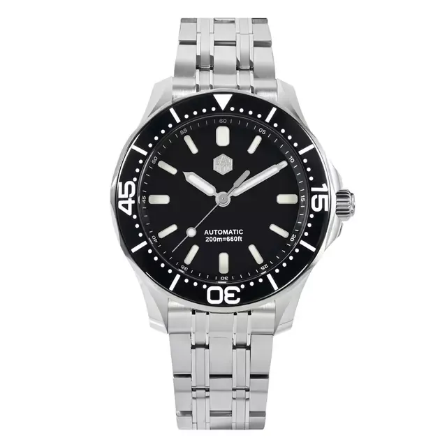 San Martin SN088-G with black enamel dial and black ceramic bezel on bracelet
