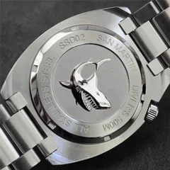 San Martin SH068 screw-down caseback with shark relief, marked SSD02 and Diver's 500m
