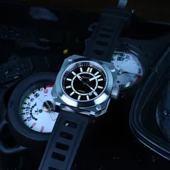 Aquatico Ironblock Tritium with black dial on rubber strap