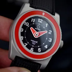 Isotope HydriumX The Judge, black dial, red bezel