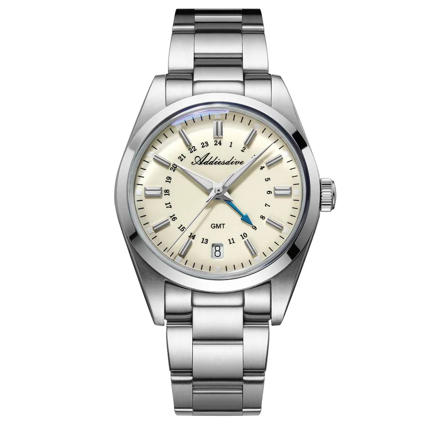 Addiesdive AD2065 GMT with beige dial, blue GMT hand and inner 24-hour scale on a three-link bracelet