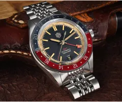 San Martin SN0116-G-V6 with aged dark blue dial and blue and red bezel