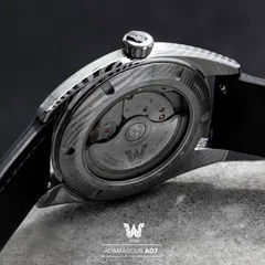 Wise Adamascus AD7 Damascus steel sapphire display caseback