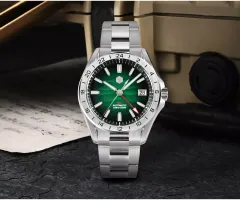 San Martin SN0129-G-6 GMT with gradient green dial
