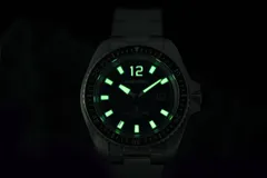 KEASO 39mm Quartz Diver lume shot