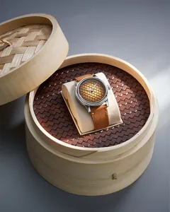 Selten Yum Cha in its bamboo steamer box