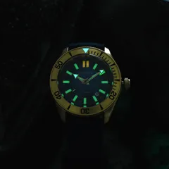Aquatico Bronze Star Tritium tritium lume shot