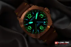 Lüm-Tec M94 Bronze GMT lume shot