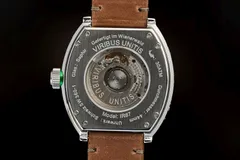 Viribus Unitis IR87, display caseback