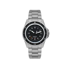 Unimatic Modello Uno UT1 on the sandblasted steel bracelet (UT1-UBR set)