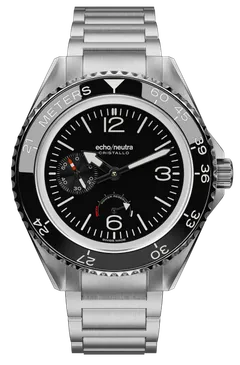 echo/neutra Cristallo Professional Diver with black dial on the steel bracelet