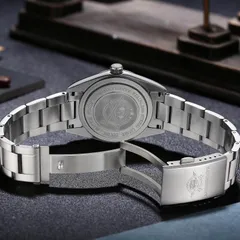 Addiesdive AD2556 solid screw-down caseback and fold-over clasp with safety lock