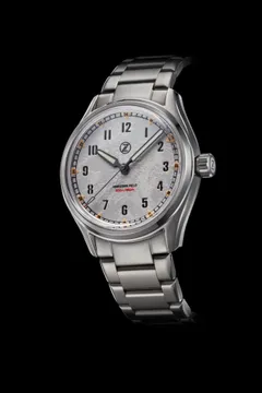 Zelos Horizons 200m Field Lunar Frost, white lumed textured sandwich dial with black hands