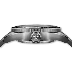 Tusenö Shellback V2, steel case profile and screw-down crown