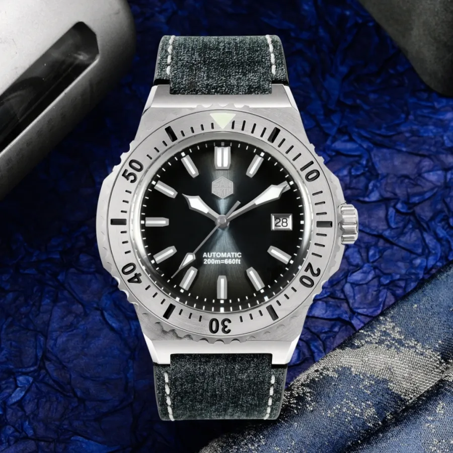 San Martin SN0055G 42mm diver with gradient grey sunray dial, steel dive bezel and date at 3 on leather strap