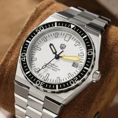 Watchdives WD0017 Ronda 515 with matte white date dial and yellow seconds hand, hands-on