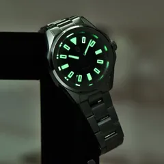 Pagani Design PD-YS038 in the dark, lume on the hands and hour markers