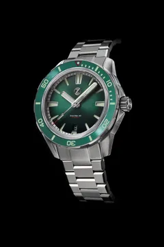 Zelos Swordfish 40mm SS Emerald Green (2021), green fumé sunburst dial with silver hands, green ceramic bezel, on bracelet