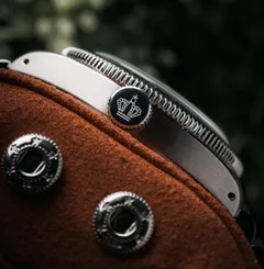 Imperial Rangefinder, signed crown and case profile