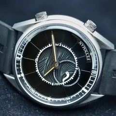 Feynman Cove Vintage, black dial with old-radium lume