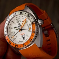 Ocean Crawler Core Diver GMT Swiss Automatic, White/Orange
