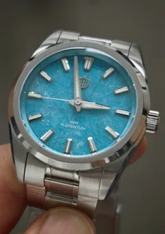 Watchdives WD0003D Elementum with blue crystal stone dial