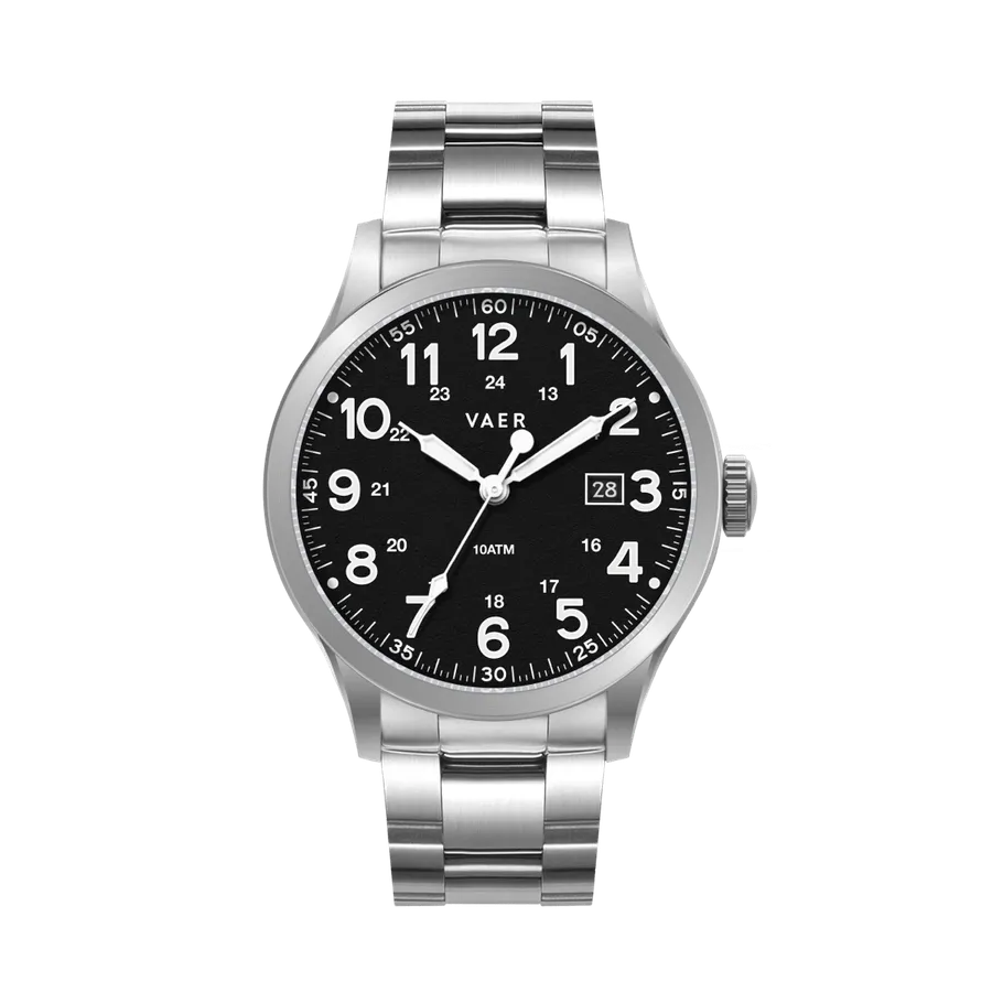 Vaer S5 Calendar Field Black 40mm on steel bracelet